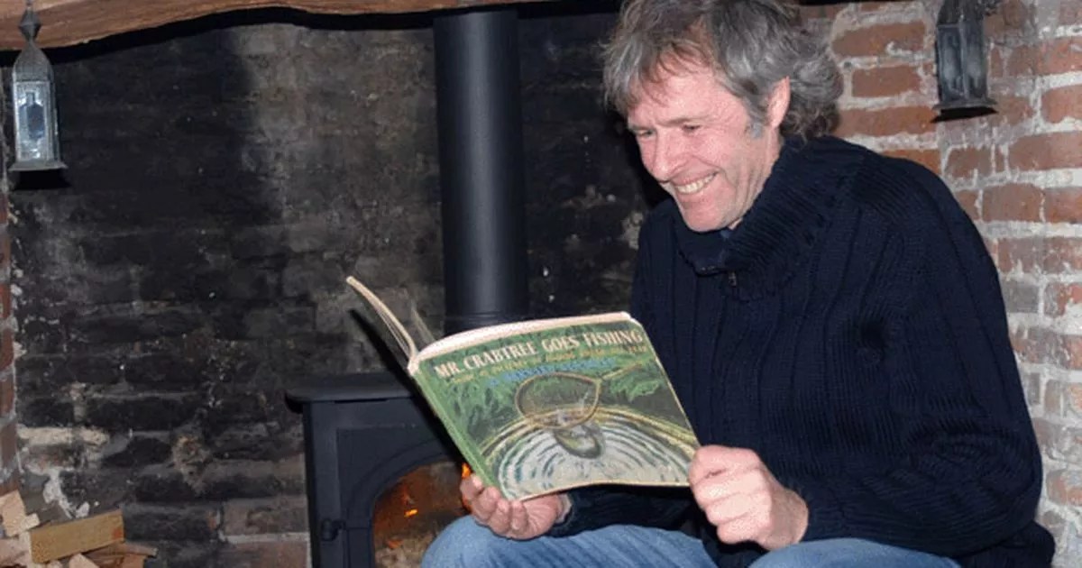 Mirror cartoon Mr Crabtree Goes Fishing set for TV series